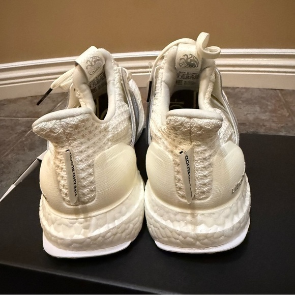 Women's Adidas Ultra Boost 4.0 Game Of Thrones Targaryen size 8 limited ed



﻿ - Picture 5 of 15